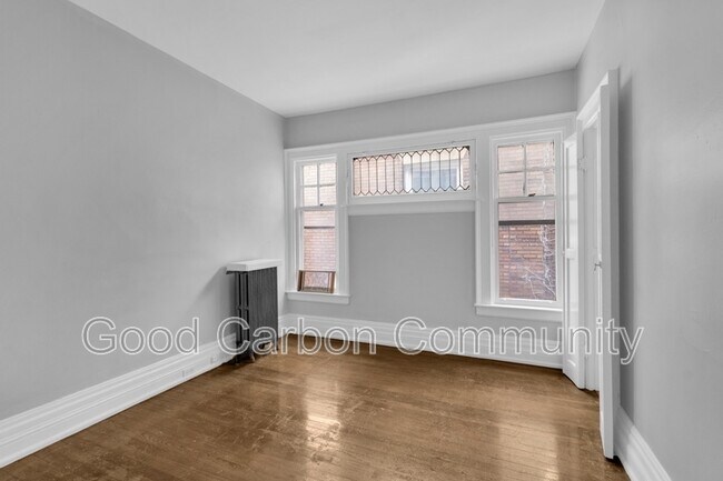 Foto del edificio - 377 Elmwood Ave