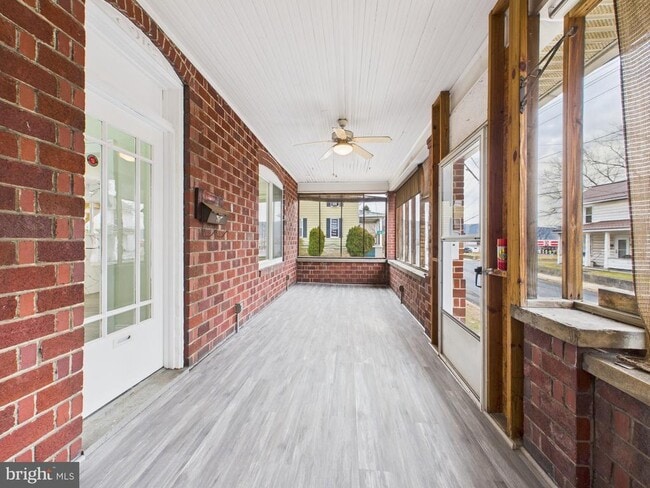 Building Photo - 820 E Oldtown Rd