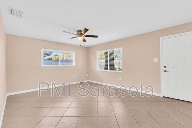 Foto del edificio - 944 42nd St