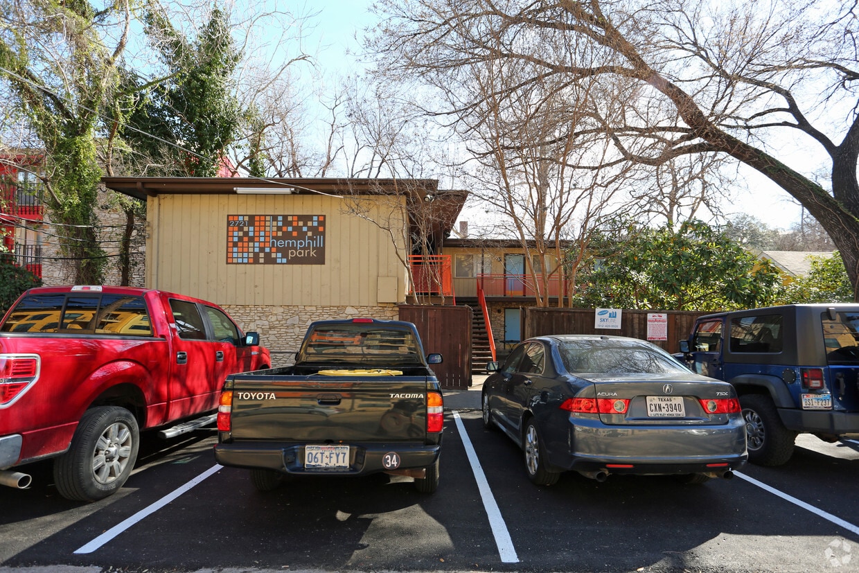 Primary Photo - Hemphill Park Apartments