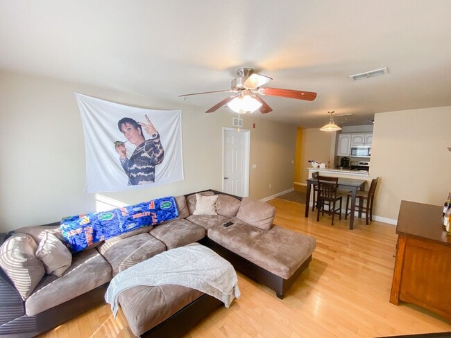 Photo - Oxford Terrace Bedroom Apartment