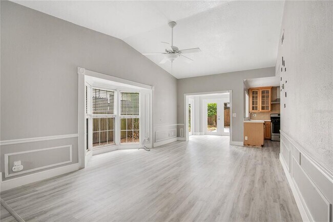 Building Photo - 6151 Sandcrest Cir