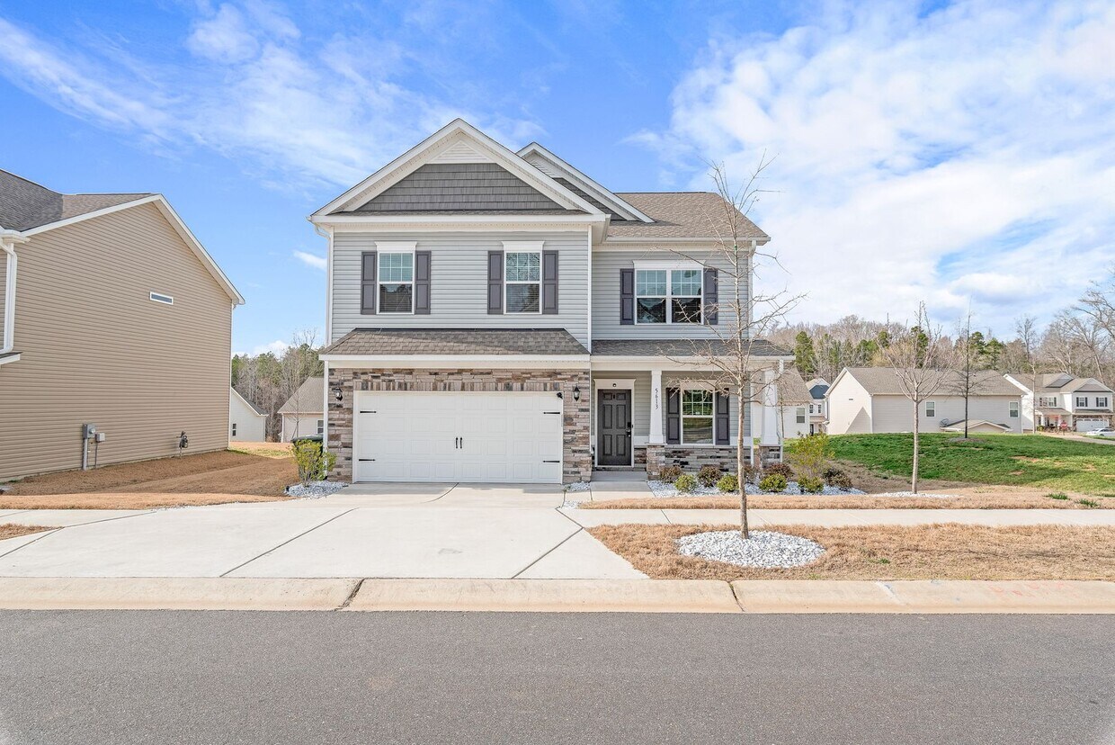 Primary Photo - Beautiful 4 Bedroom Home in Gastonia