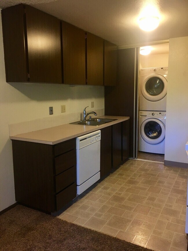 Foto del edificio - Great 2BD 2-Story Condo in Fantastic Casca...