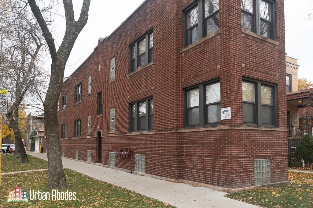 Primary Photo - 3508 W Grace St