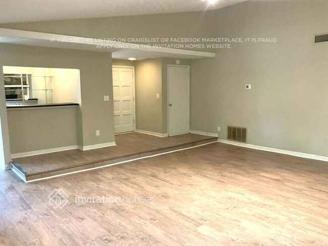 Building Photo - 335 Rocky Springs Ct