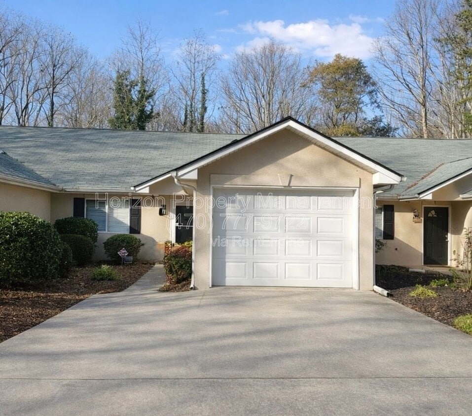 Photo - 3955 Hidden Hollow Dr