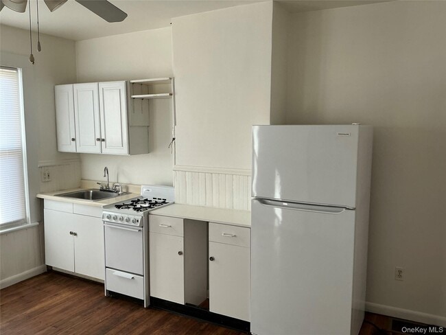 Foto del edificio - 45 Fulton Ave