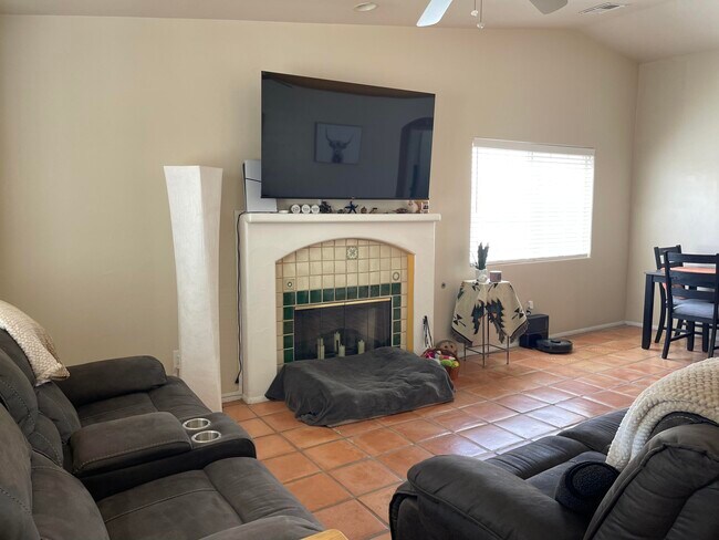 Building Photo - 32205 Cathedral Canyon Dr