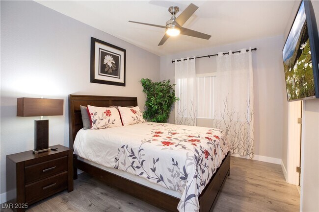 Foto del edificio - 8725 W Flamingo Rd