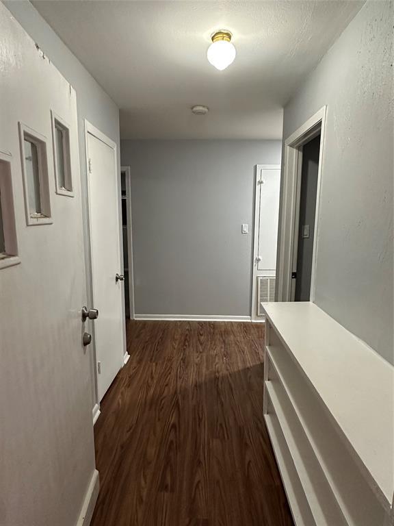 Building Photo - 8115 Jones Rd