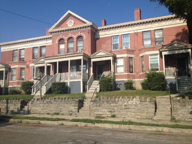 Foto del edificio - 2623 Kemper Ln
