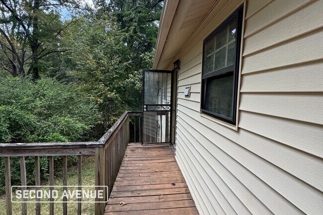 Foto del edificio - 1701 5th Way NW