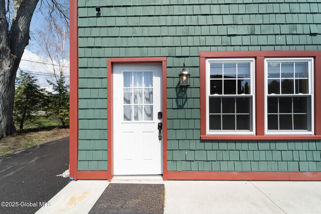 Building Photo - 52 Rte 65A