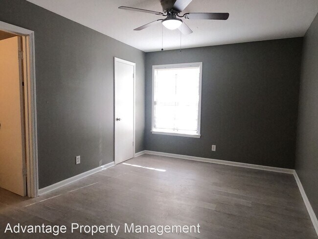 Building Photo - 3 br, 2 bath House - 4886 Chuck Ave.