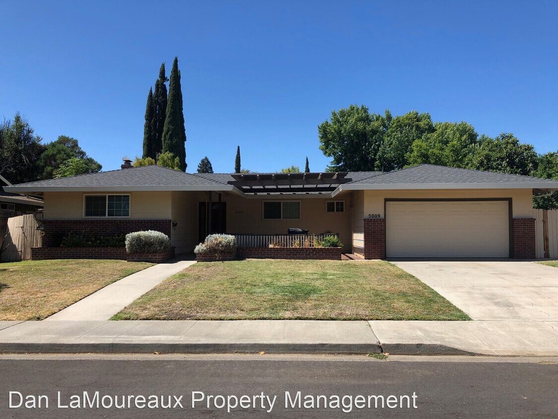 Primary Photo - 4 br, 2 bath House - 5009 Cowell Blvd