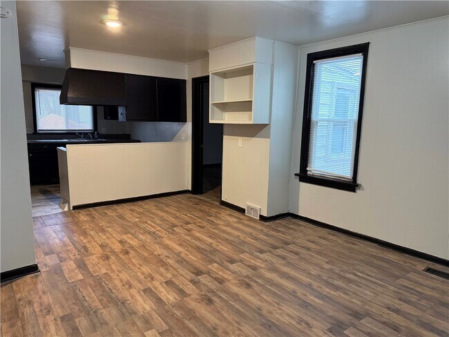 Foto del edificio - 710 Jay St