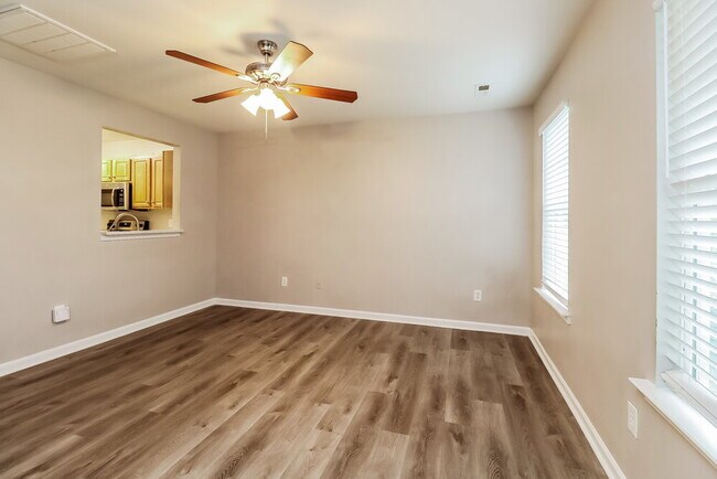 Foto del edificio - 1024 Valley Ridge Rd