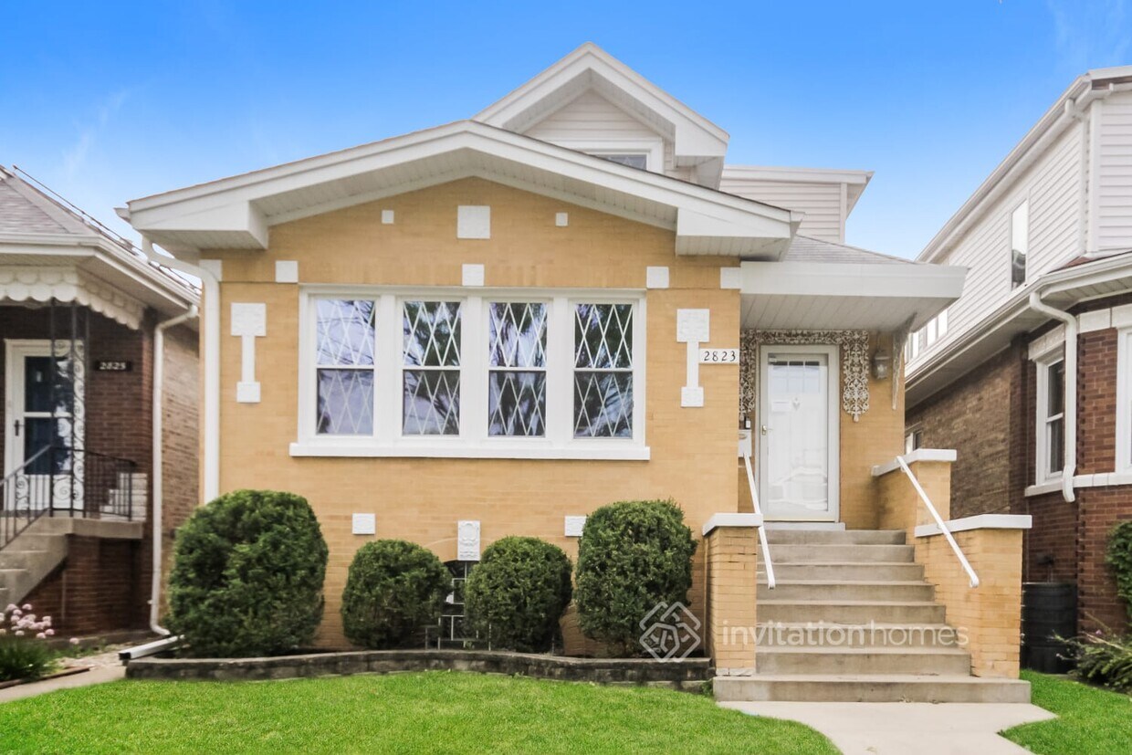 Primary Photo - 2823 N 77th Ave