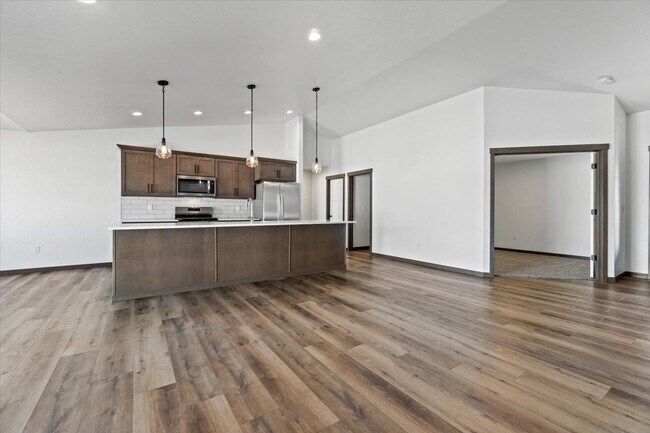 Building Photo - 316 W Grange Ave