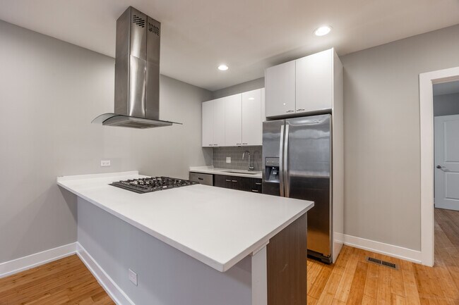 Foto del edificio - 1337 W. Walton