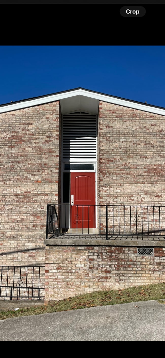 Building Photo - 2441 Old Knoxville Pike