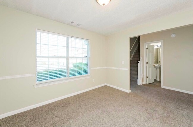 Building Photo - 3668 Gray Birch Dr