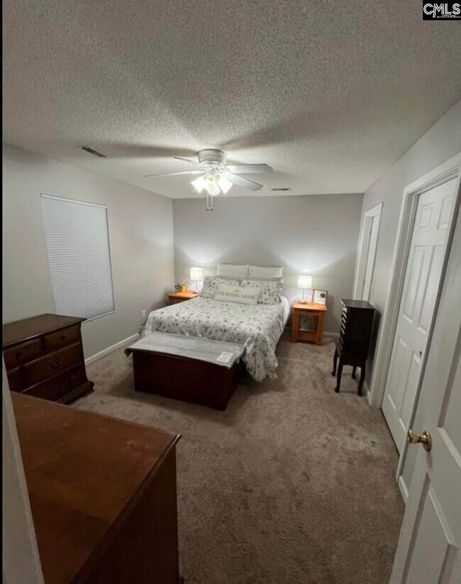 Foto del edificio - 610 Crystal Springs Dr