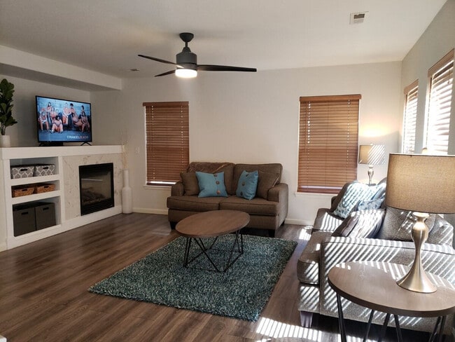 Foto del edificio - 11781 Thomaston Cir