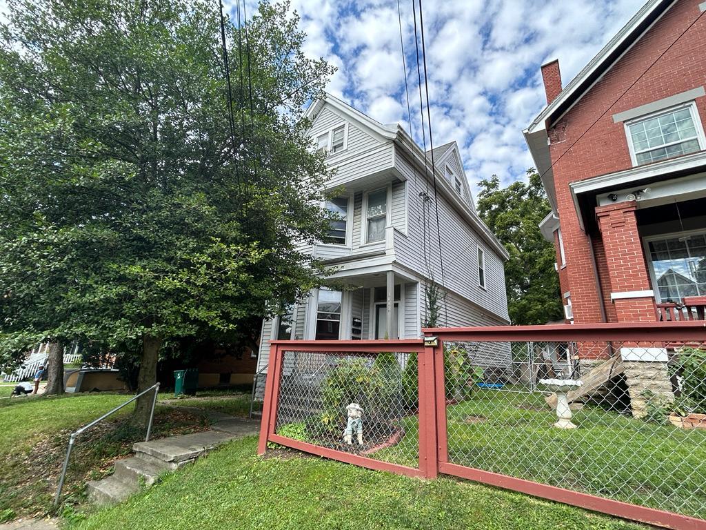 1041 Beech Ave Unit 1, Cincinnati, OH 45205 Room for Rent in Cincinnati, OH