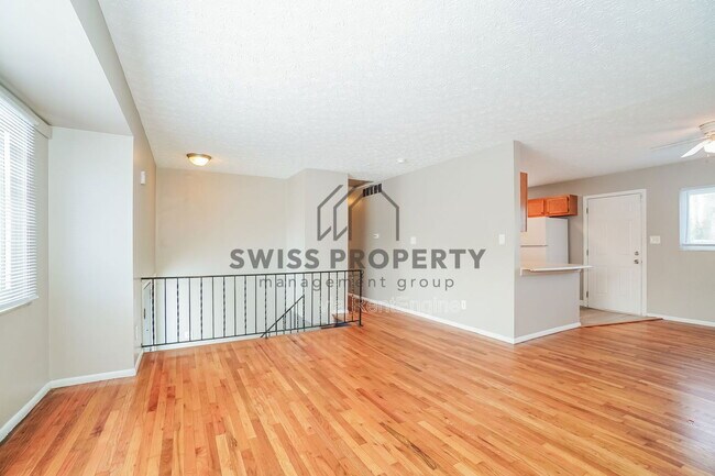 Building Photo - 2928 Landon Dr