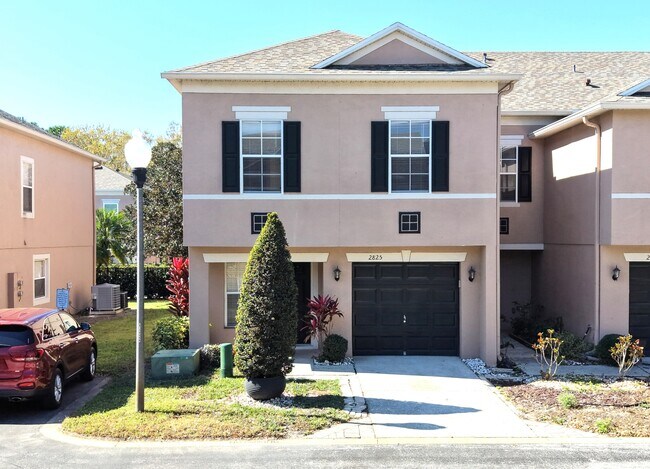 Building Photo - 2825 Cliffe Ct