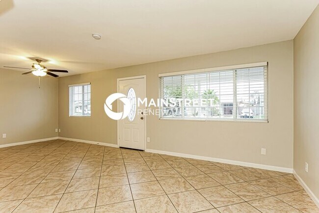 Building Photo - 4 Bedroom Pet-Friendly Home in GLENDALE, A...