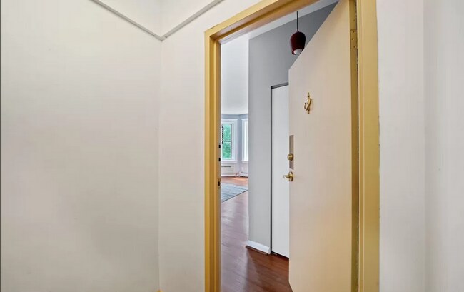 Foto del edificio - 1831 Belmont Rd NW