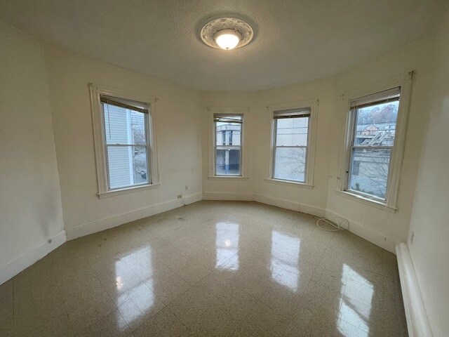 Building Photo - 136 Minden St