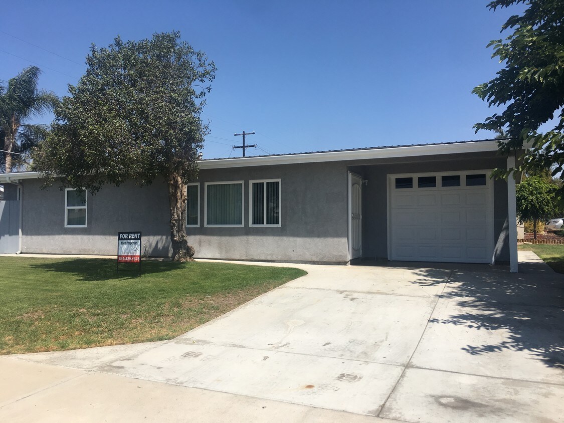 1025 3rd St, Imperial Beach, CA 91932 House Rental in Imperial Beach, CA