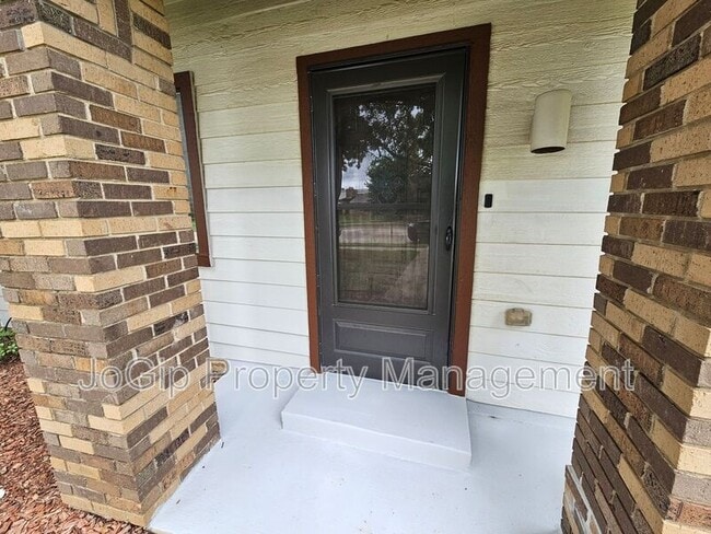 Photo - 602 Prairie Dell St House