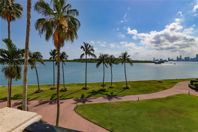 Building Photo - 2235 Fisher Island Dr