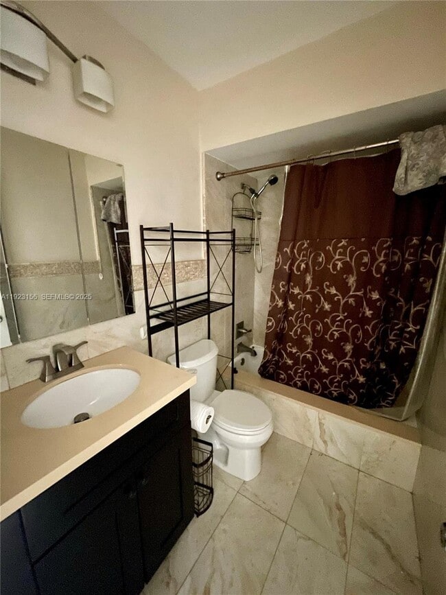 Foto del edificio - 2665 Middle River Dr