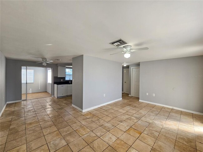 Foto del edificio - 3029 Kilburn Rd