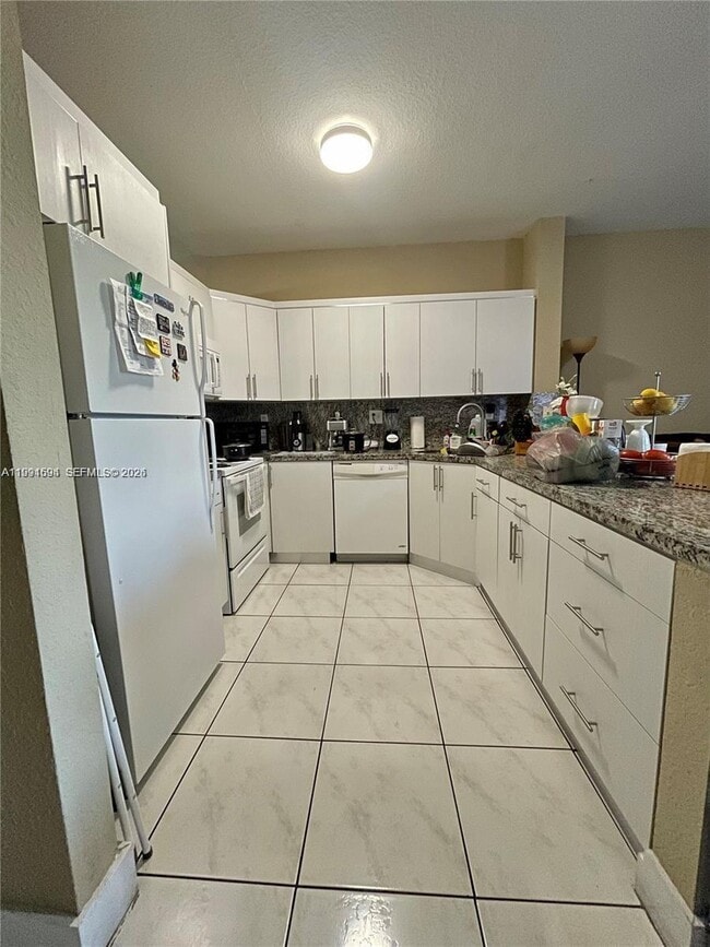 Building Photo - 6940 NW 179th St