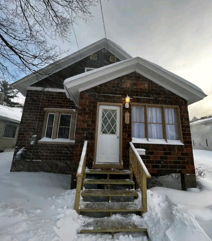 Foto principal - 737 Florence St