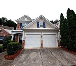 Building Photo - 4132 Royal Regency Cir