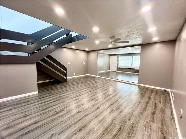 Building Photo - 95-431 Kuahelani Avenue Unit 119