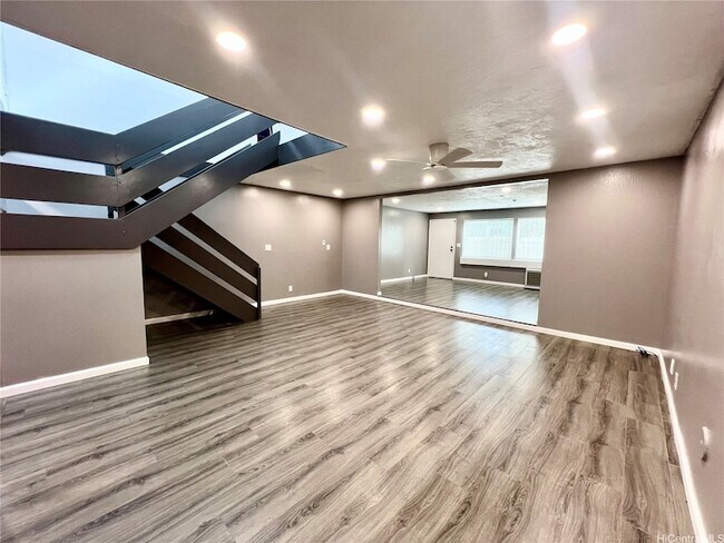 Foto del edificio - 95-431 Kuahelani Avenue Unit 119
