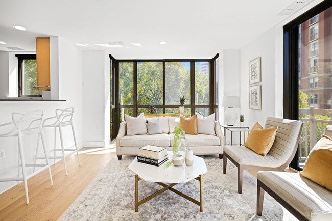 Building Photo - The Hartford | 2 Bed | 2 Bath | 1,100 Sf | 1 Private Balcony | 1 Garage Parking