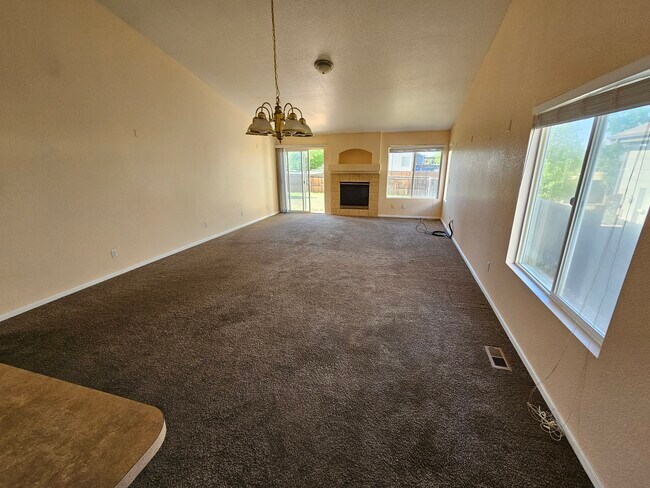 Foto del edificio - 5723 Prairie Cir