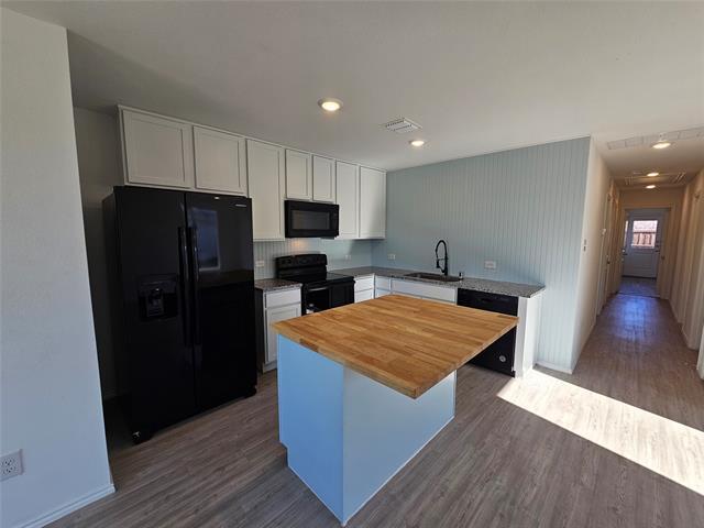 Foto del edificio - 6847 Coulter Dr