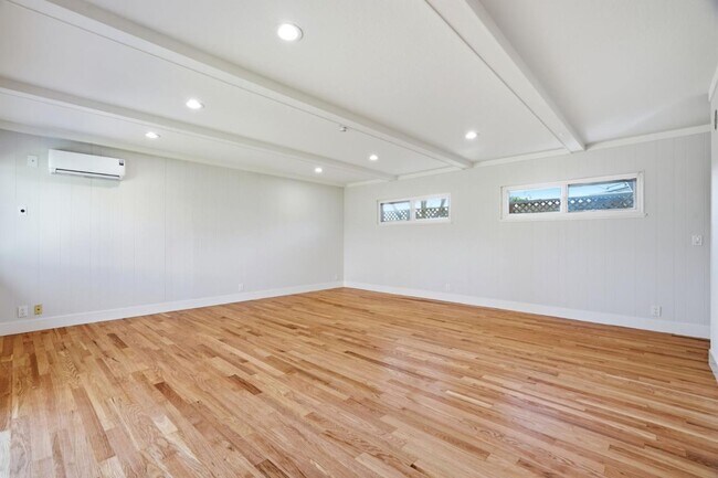 Foto del edificio - 3308 Oxford Ln