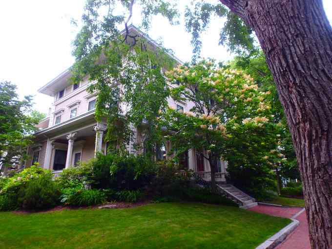 Primary Photo - 17 Lee St